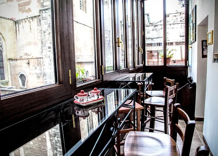 Nocleg ze śniadaniem San Gennaro 4*