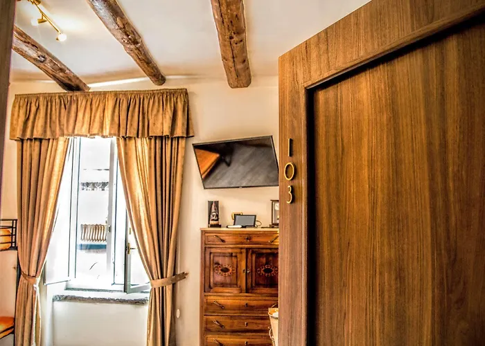 San Gennaro Nocleg ze śniadaniem Neapol